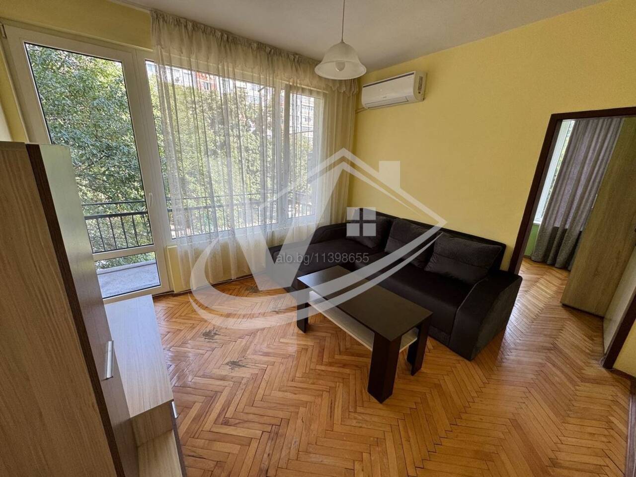 Apartment for Rent in Mladezhki Hill, Near MU