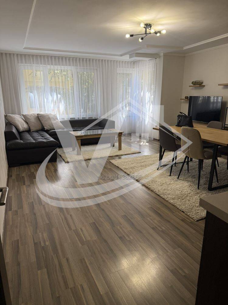 Two-Bedroom Apartment for Rent in the Karshiyaka Neighborhood